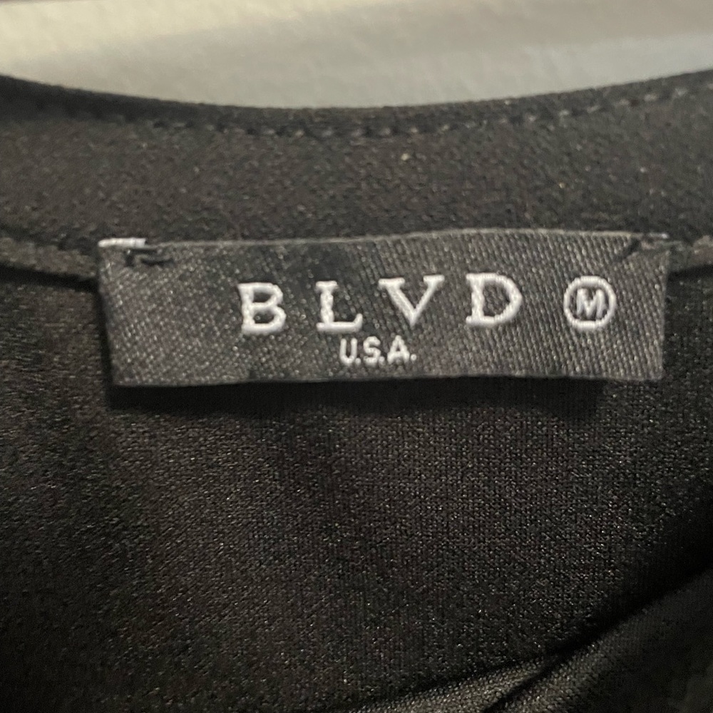 Beautiful Medium black BLVD dress. Worn one time to formal wedding. - Picture 3 of 3